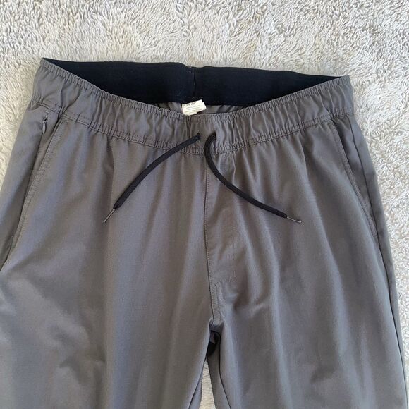 Travis Mathew Men’s Travel 2.0 Pants Joggers Gray XXL Stretch Drawstring 1MU430 - Picture 3 of 6